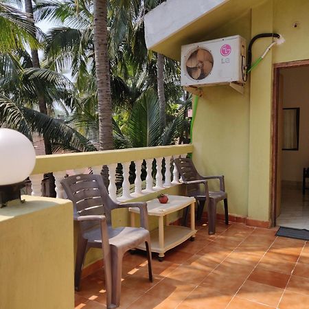 Rosean Homestay Self Service Apartments Candolim Room photo