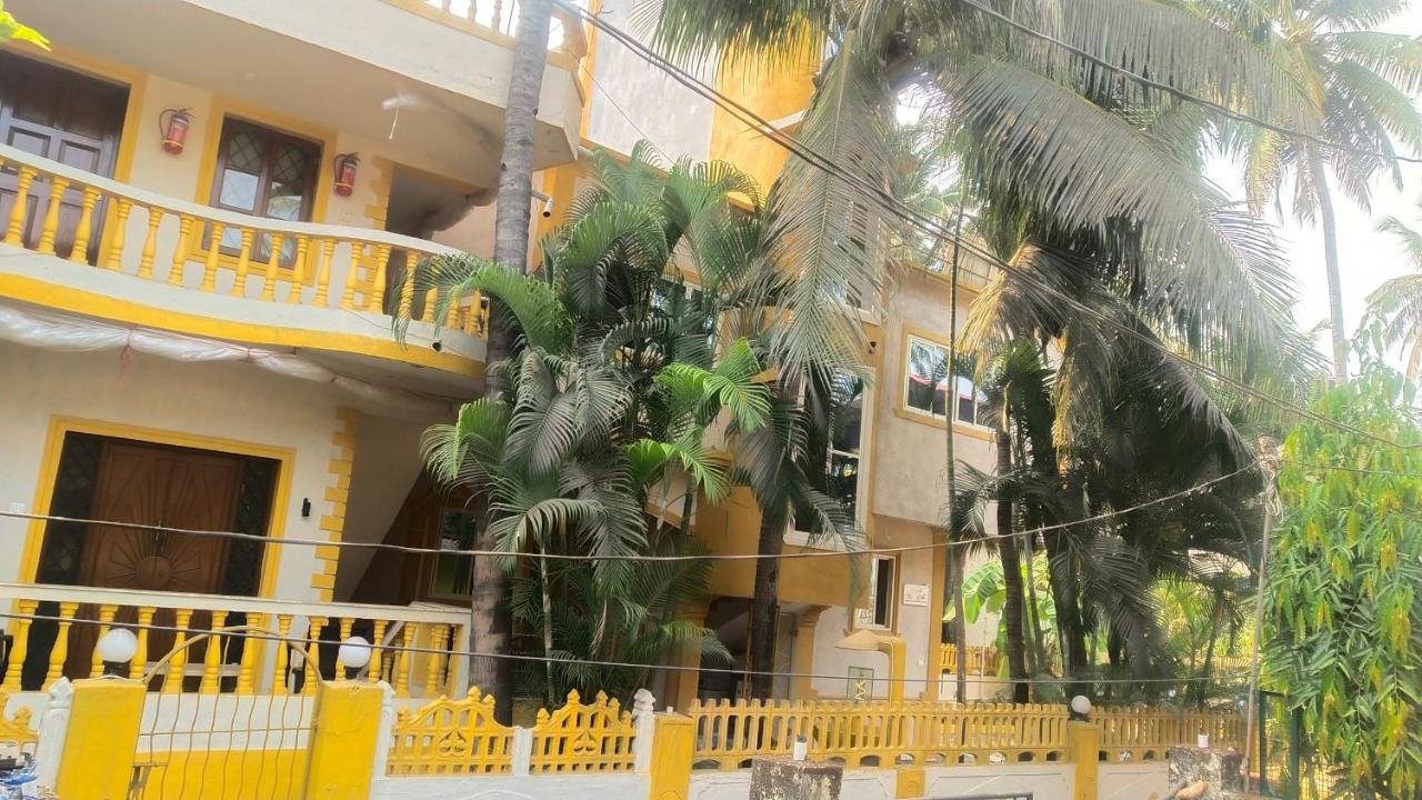 Rosean Homestay Self Service Apartments Candolim Exterior photo